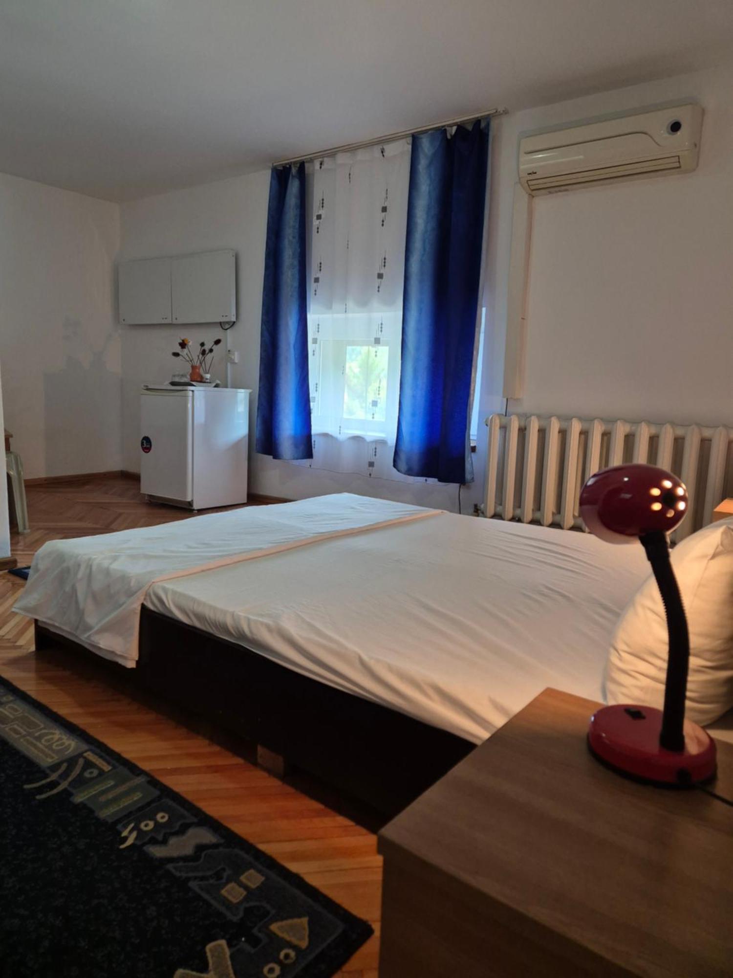 Vila Crinilor Calimanesti Ngoại thất bức ảnh